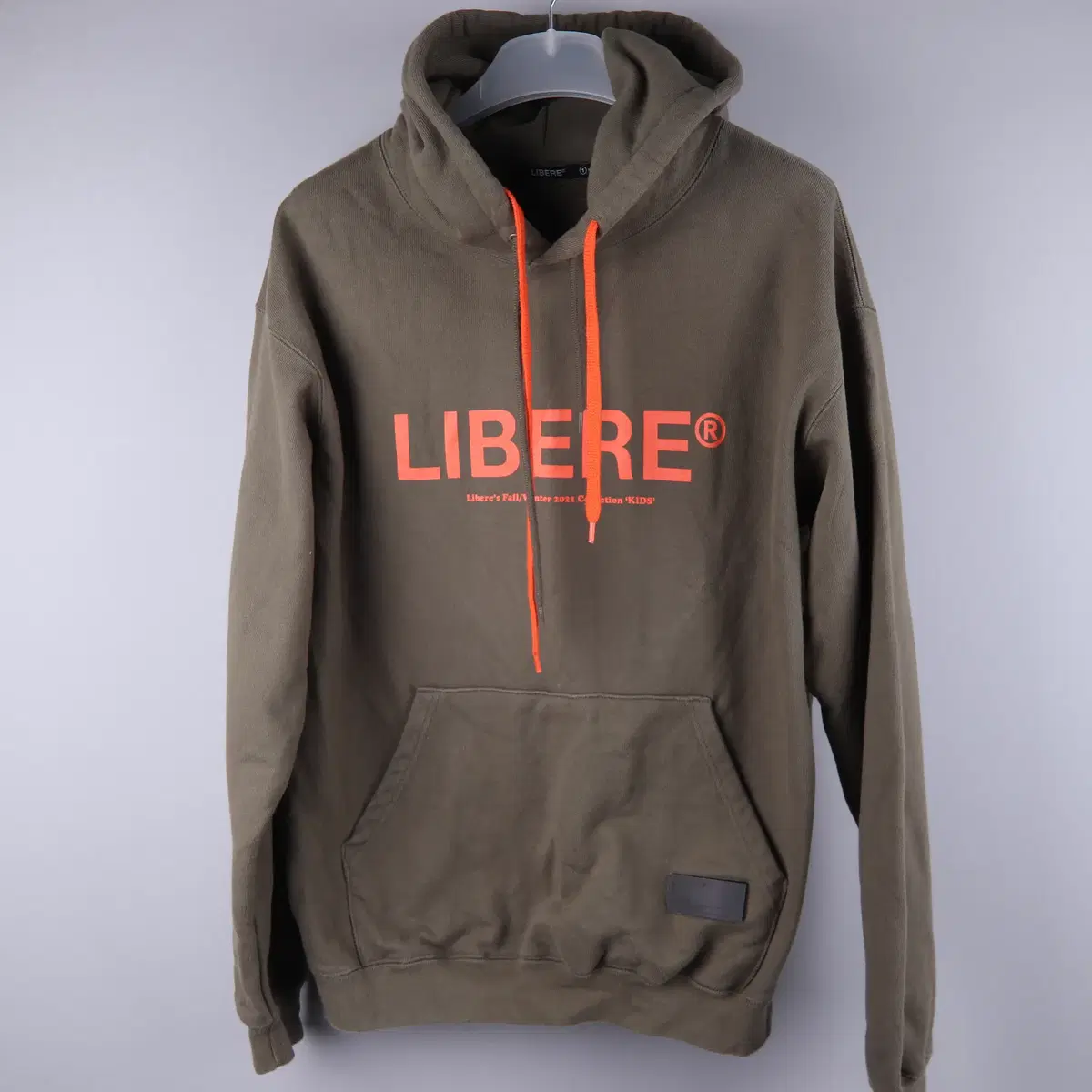 리베레코리아 리베레 21 LOGO HOODIE / KHAKI 후드 (1)