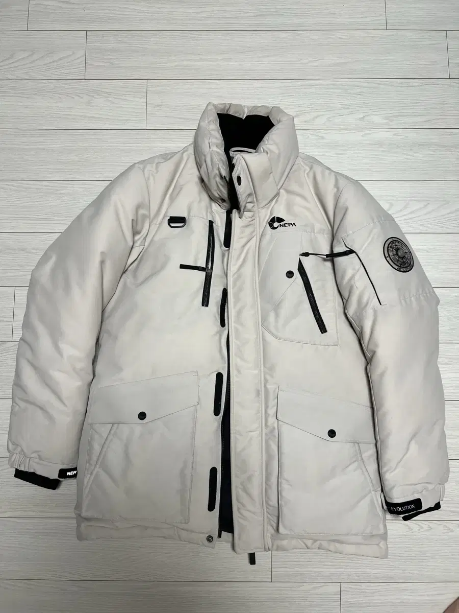 Nepa Alaska Down Jacket (Jihyun Jeon)