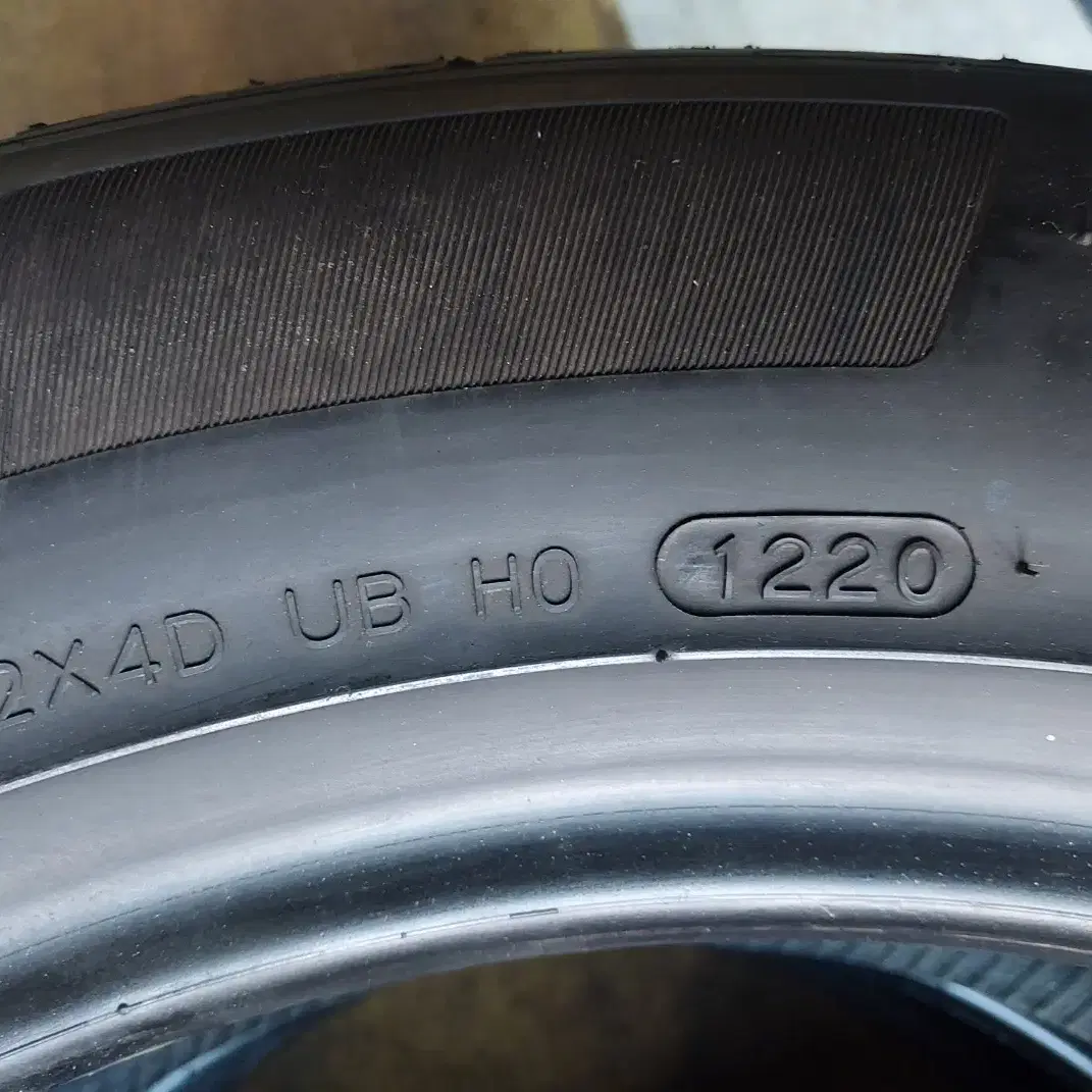 중고타이어 235/55R18  한국 벤투스 S1 EVO2 SUV 2본세트