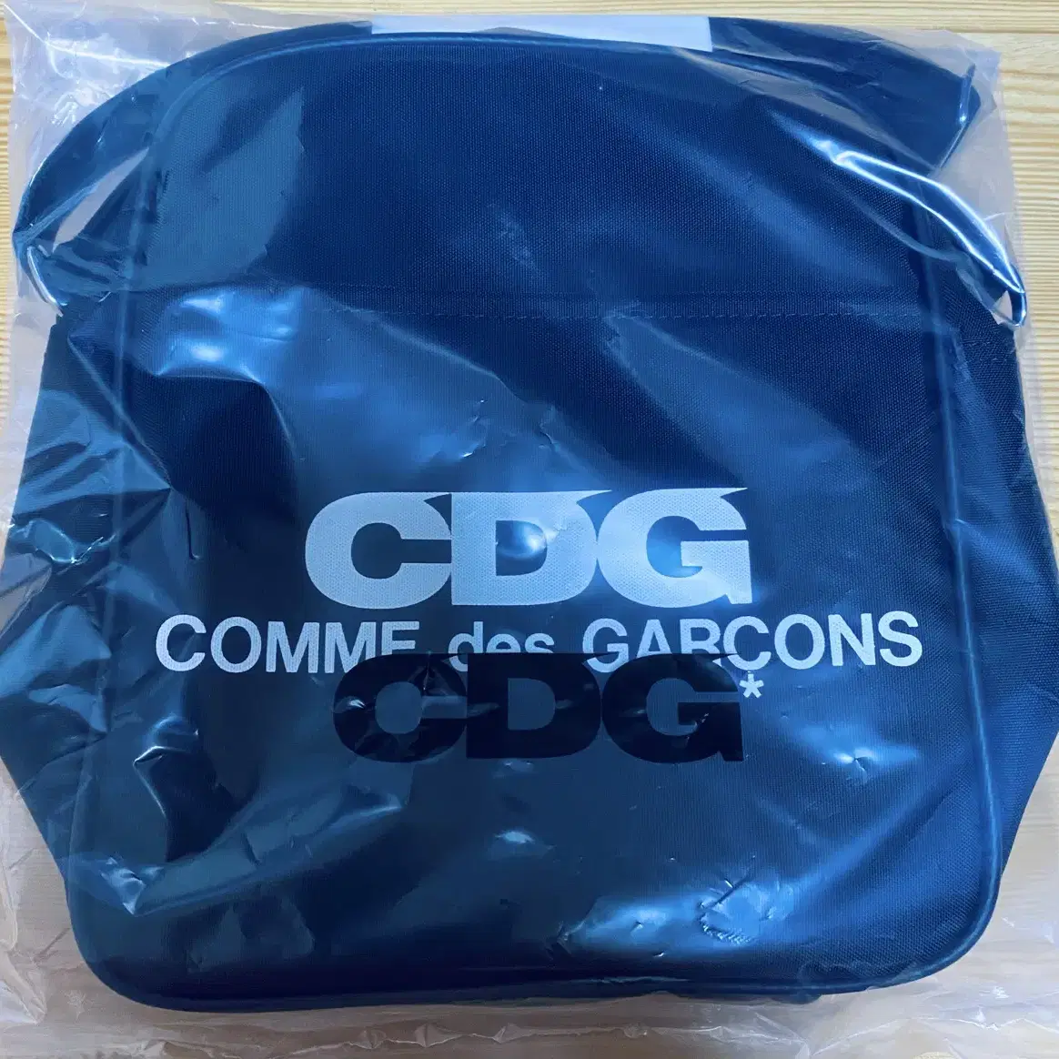 CDG 숄더백 블랙