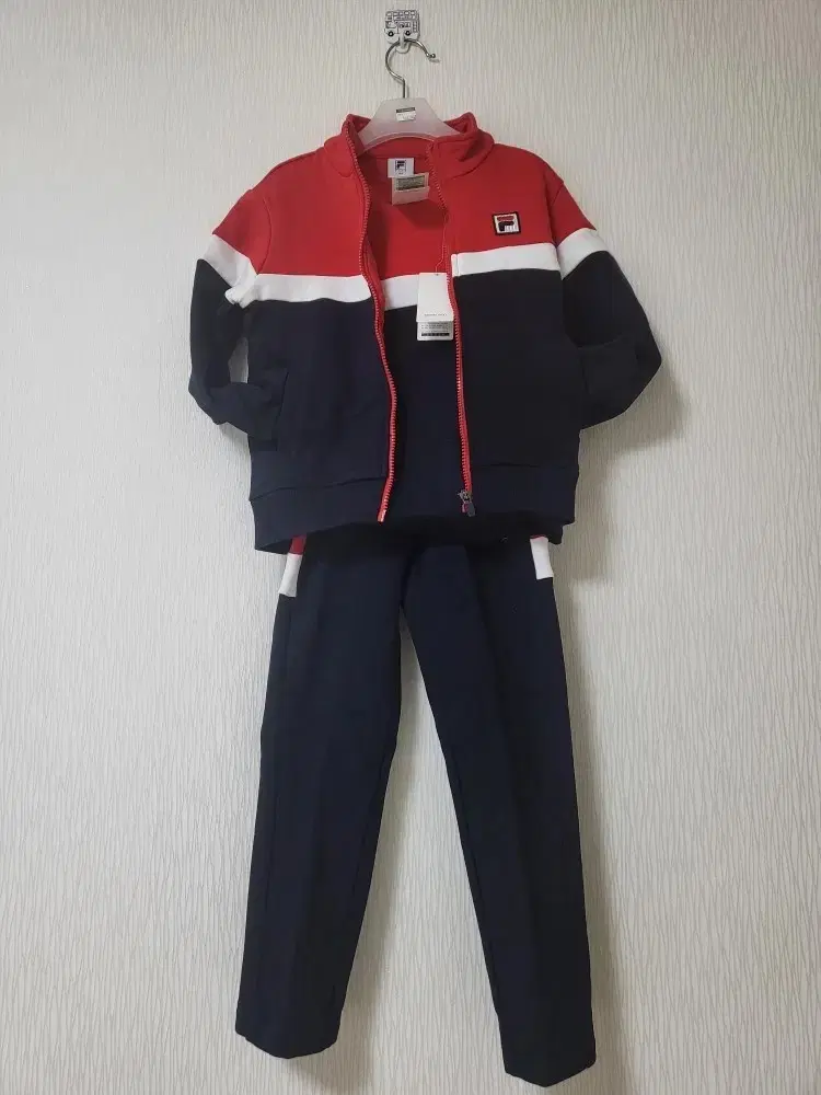 (새것)FILA 키즈 맨투맨 집업 셋트 (3pcs)