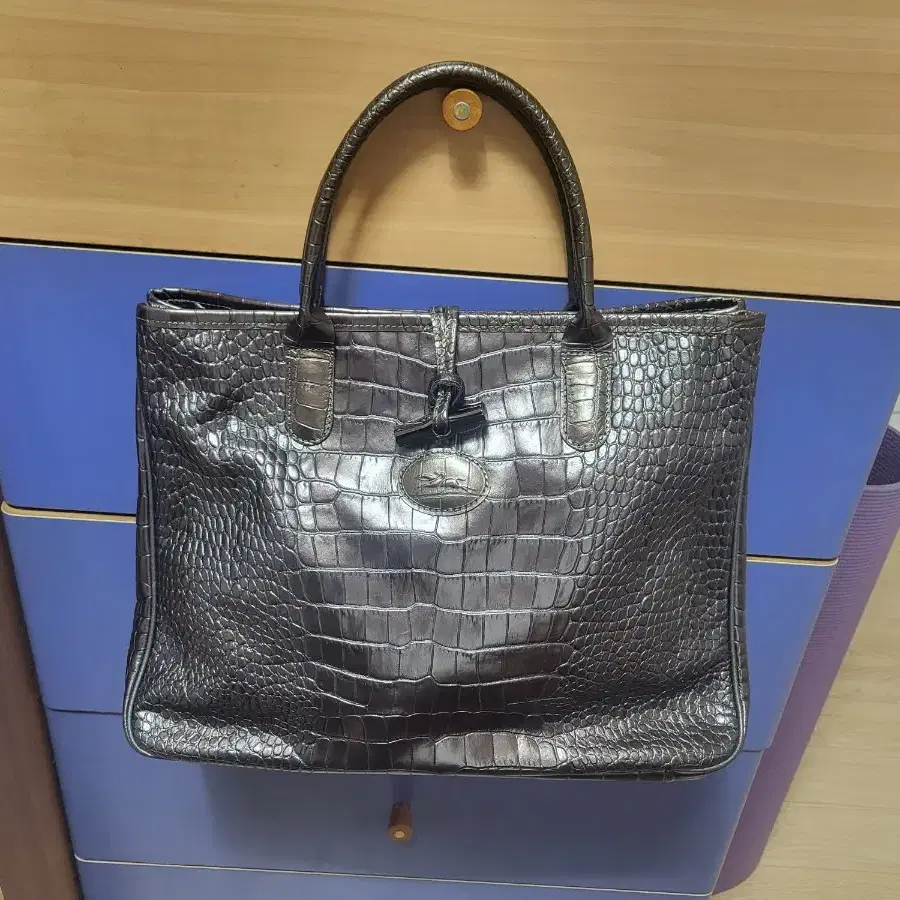 トートバッグ ROCKCAKE Glossy Nylon Padded Bag Black RC24BAG00200 Rockcake Glossy Nylon Padded Bag Bag Black on Bunjang Global