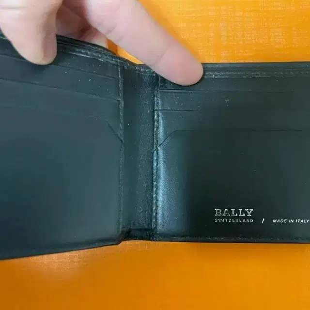 발리 반지갑 Bally wallet