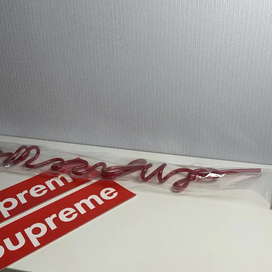 Supreme straw, sticker 슈프림 빨대, 스티커 2매