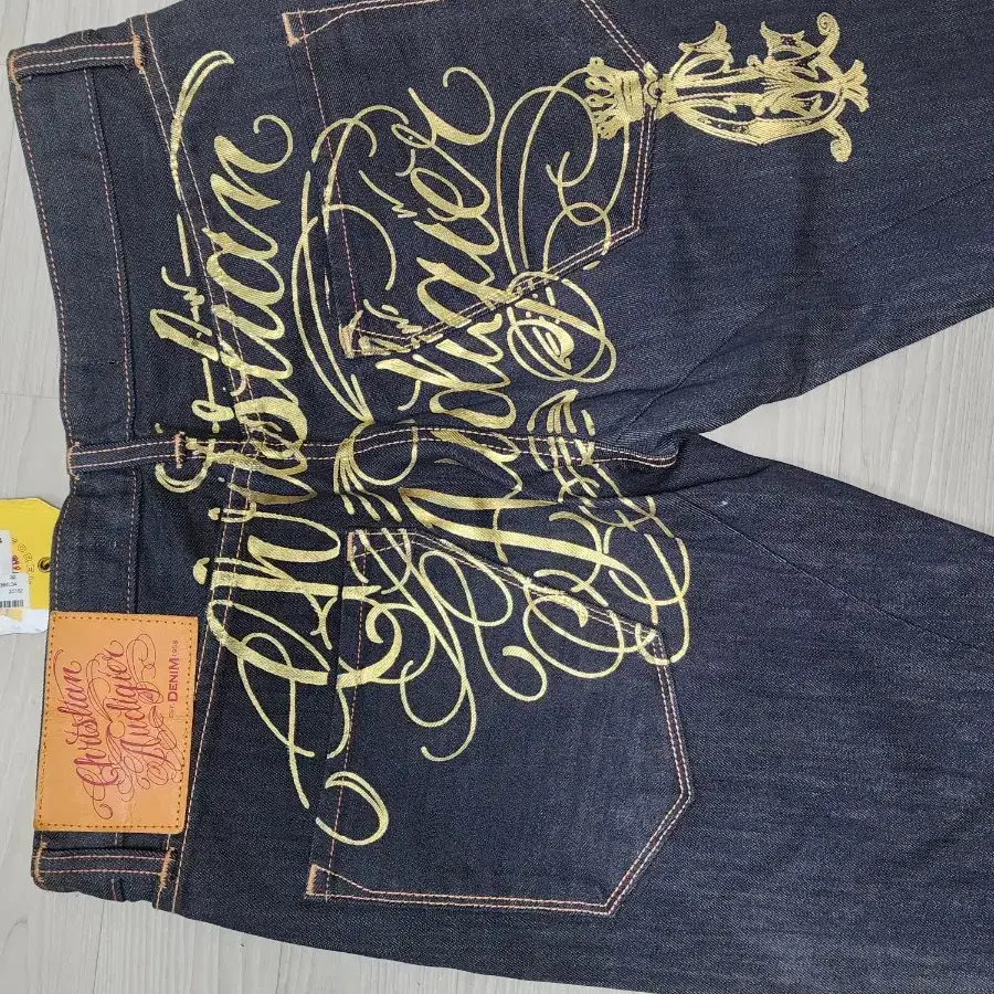 CHRISTIAN AUDIGIER 금장 프린트 데님!