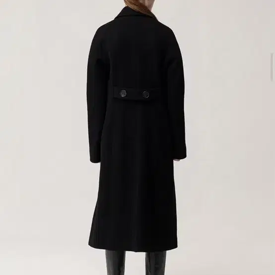 킨더살몬 코트 Fine Wool Shaped Coat Black