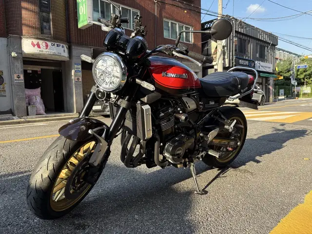 z900rs 22년식 50주년 홍련 판매합니다