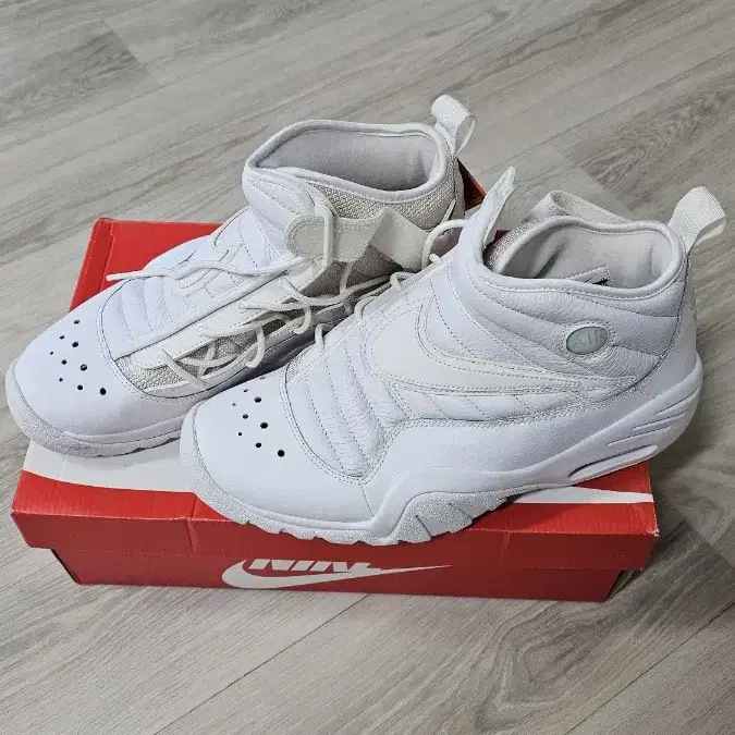 Nike Air Shake NDestrukt Triple White