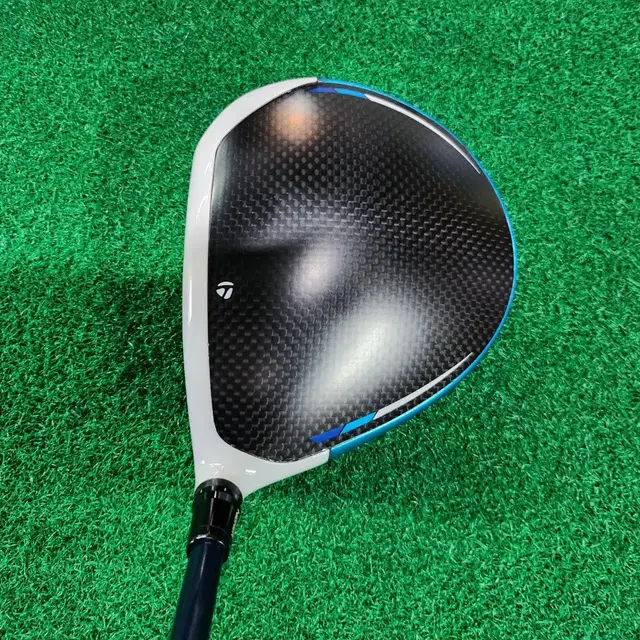 TaylorMade 테일러메이드 심2 SIM2 MAX 드라이버