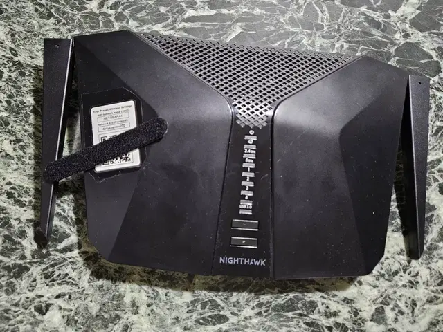 NETGEAR AX3000 Nighthowk AX4 WiFi6