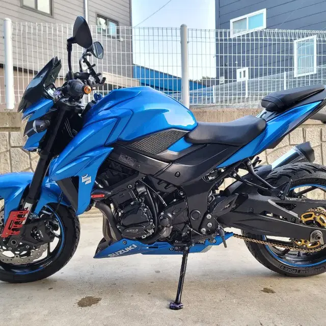 19년식 스즈키 GSX-S750 블루 판매