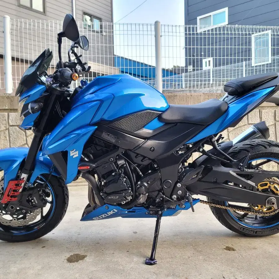 19년식 스즈키 GSX-S750 블루 판매