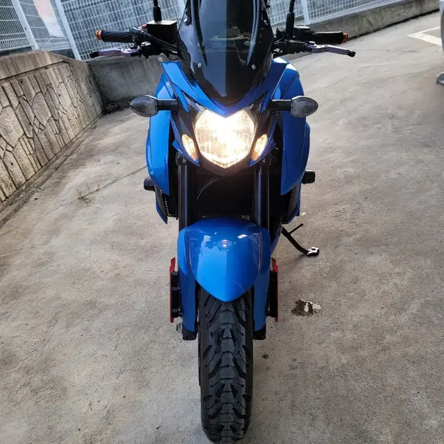 19년식 스즈키 GSX-S750 블루 판매