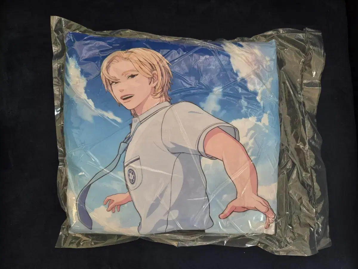 Plave noah cushion unsealed