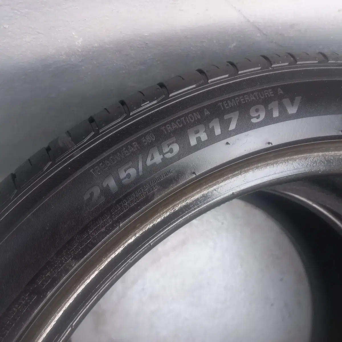 금호타이어 215/45   R 17 91V