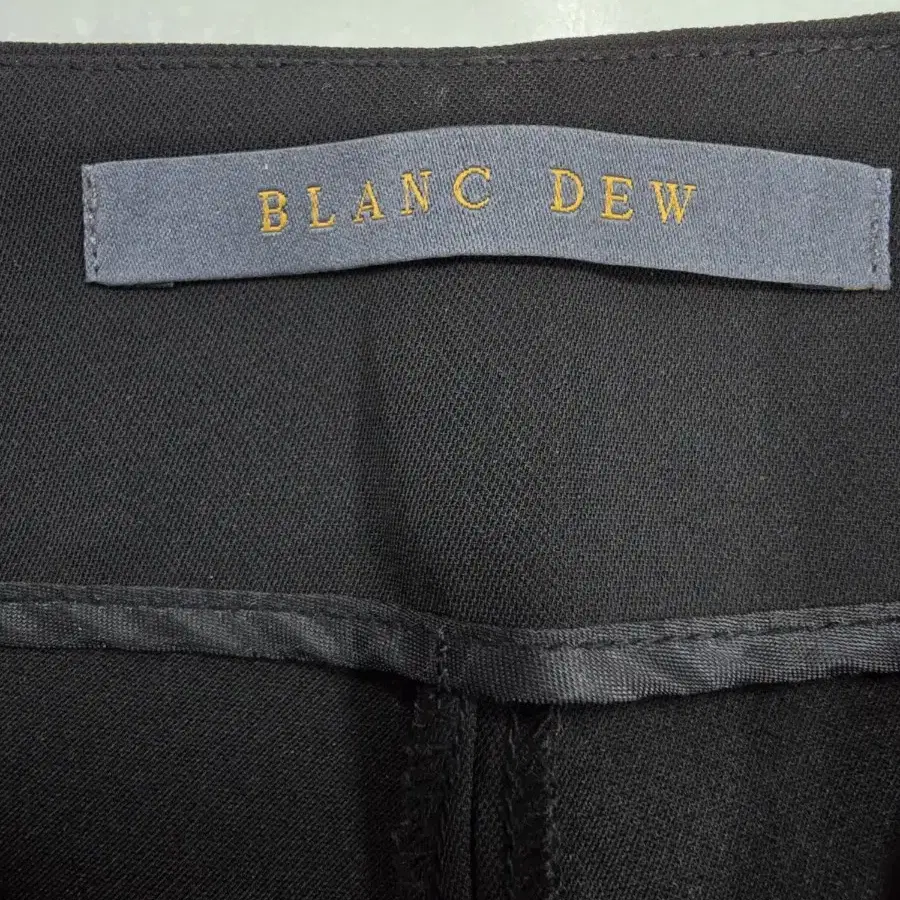 BLANC DEW블랑듀이 와이드바지