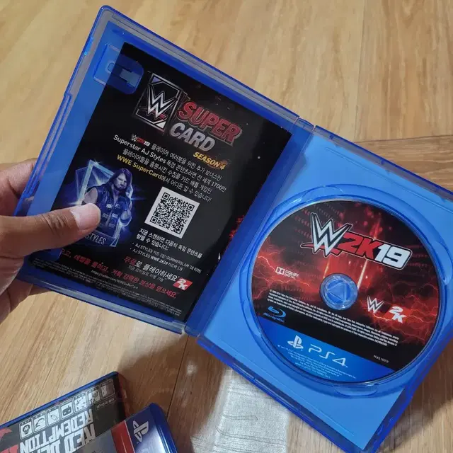 ps4 wwe 2k19 판매 합니다