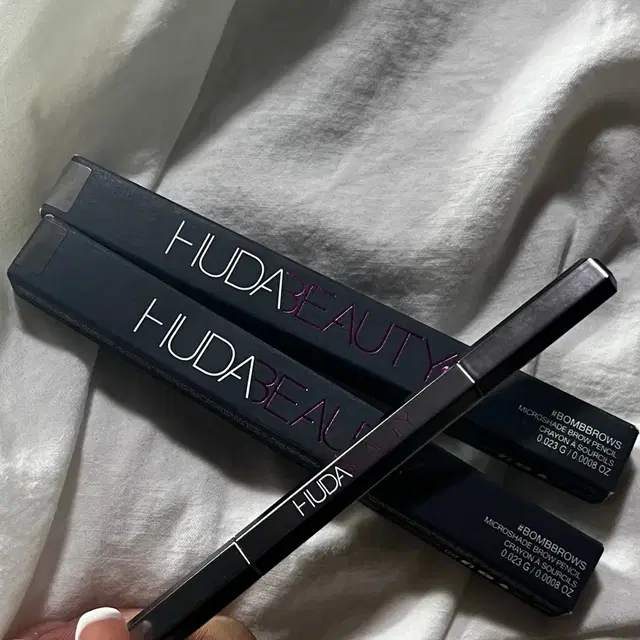 HUDA BEAUTY 후다뷰티 브로우