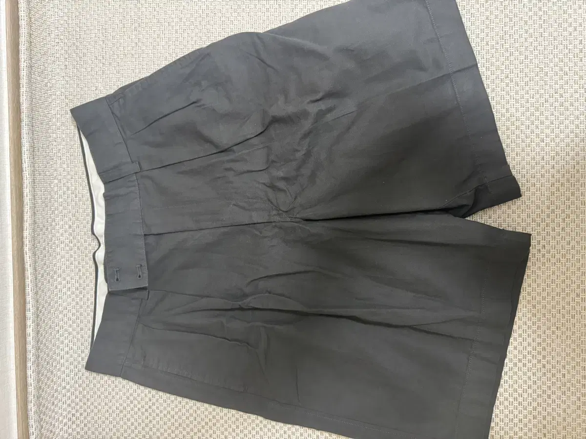 UNIQLO Bermuda Pants