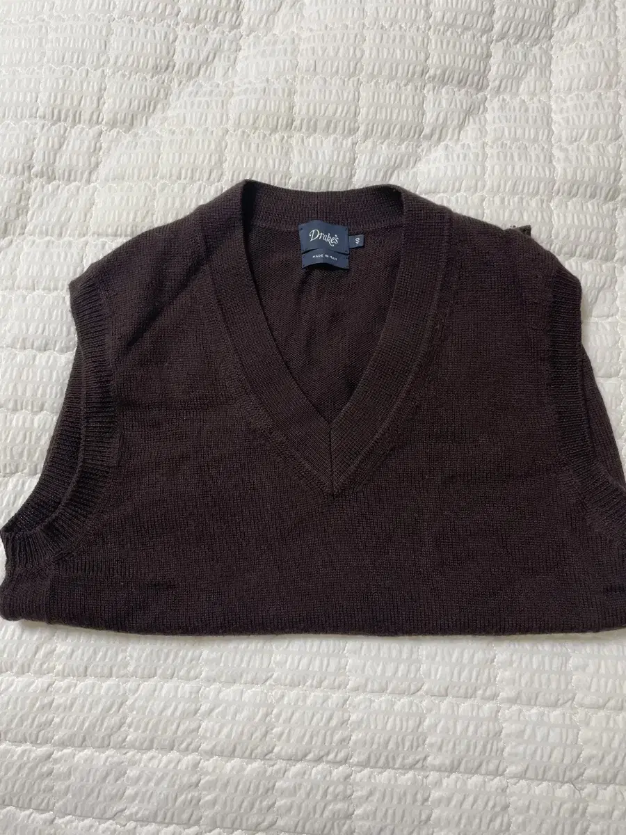 드레익스 Merino Wool Knitted Vest brown 40