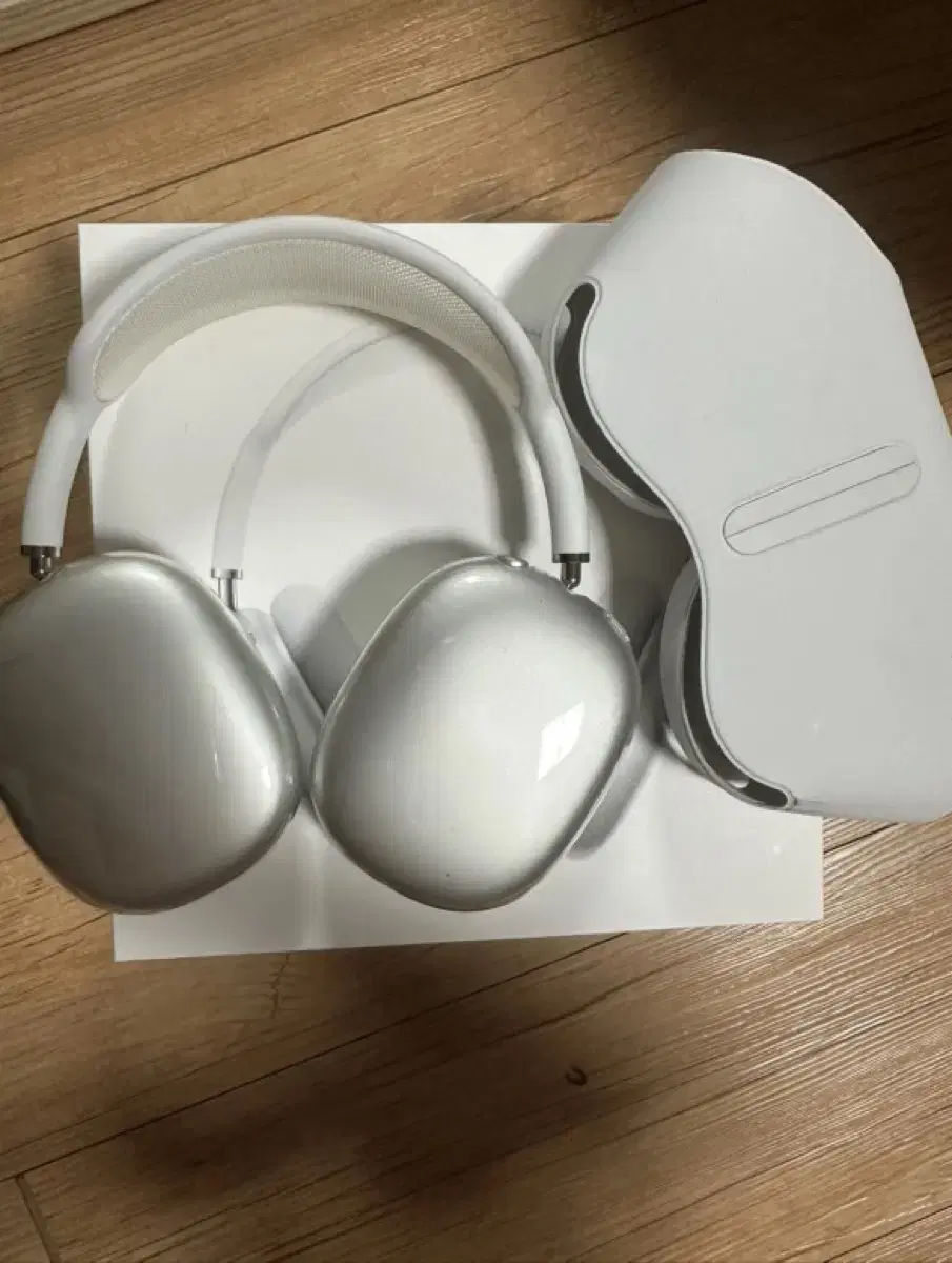 AirPods Max1