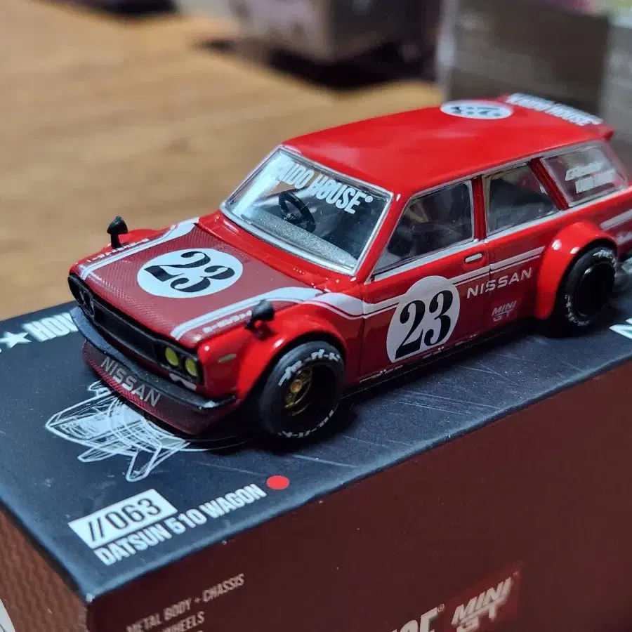 Kaido House Datsun 510 Wagon Carbon V2