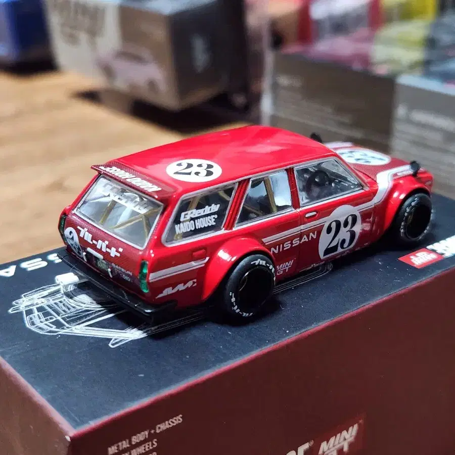 Kaido House Datsun 510 Wagon Carbon V2