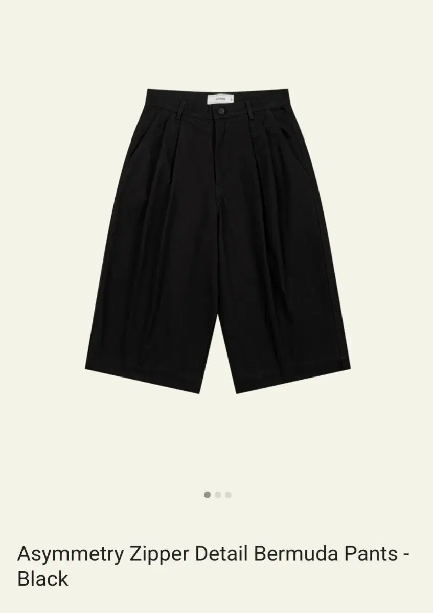 [2 SIZE] [WAVINESS]Asymmetrical Zipper Detail Bermuda Pants Black