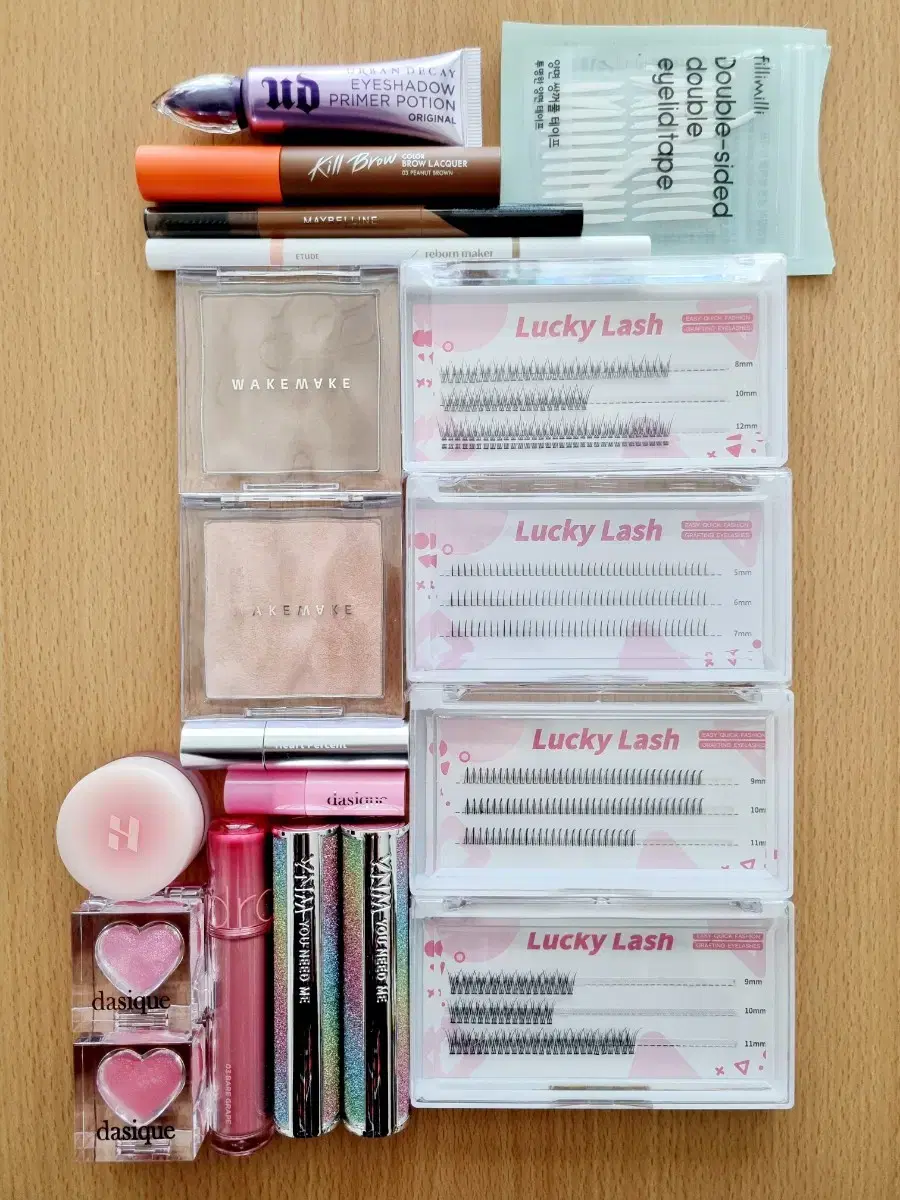 Cosmetics + hair accessories (sold in bulk)