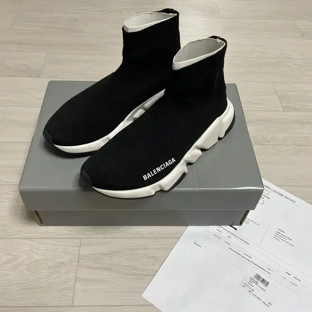 [37(240)]발렌시아가 스피드러너 Balenciaga