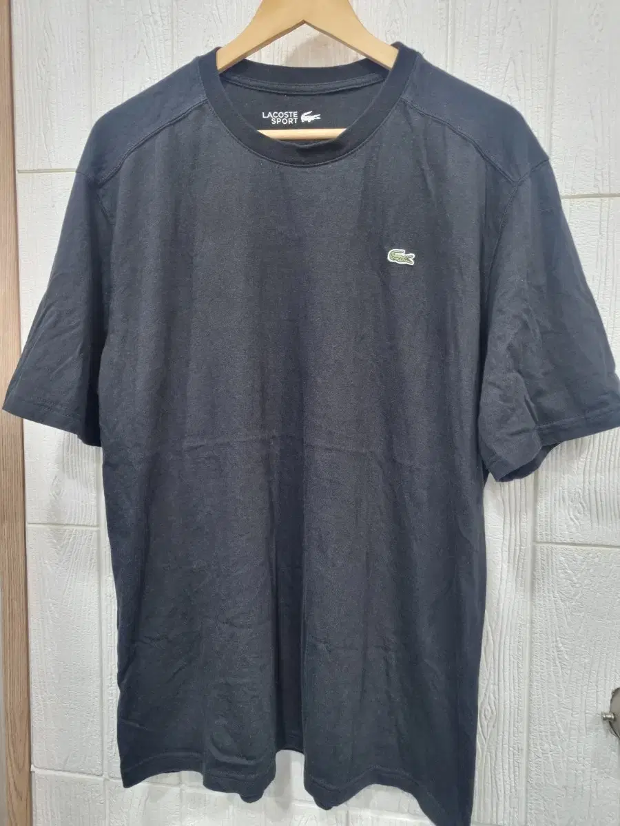 Lacoste Vahn sleeveless tee size XL