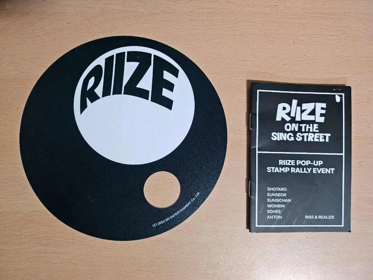 Rize pop up Fan Riize Fan