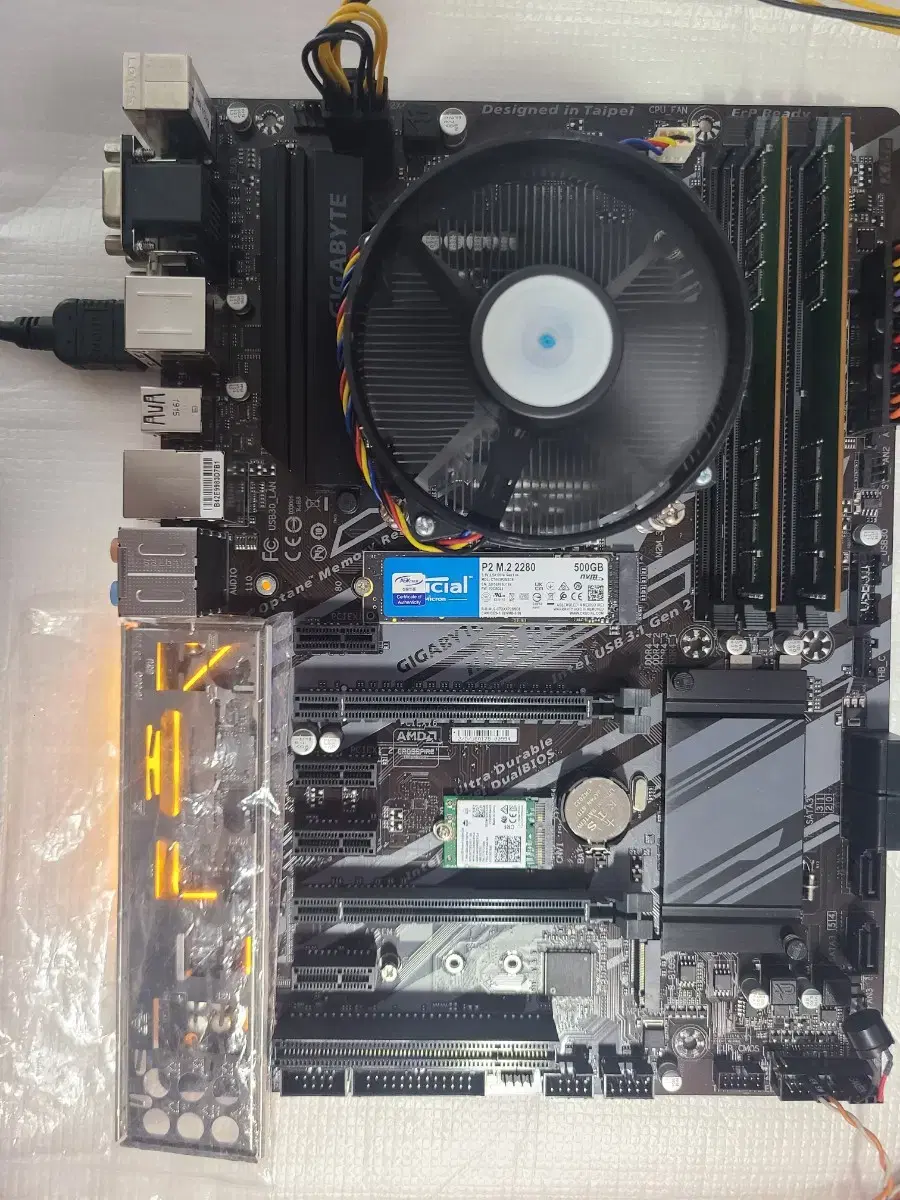 i5 8500+H370보드+램 16g+m.2 500gb+무선랜카드 추가