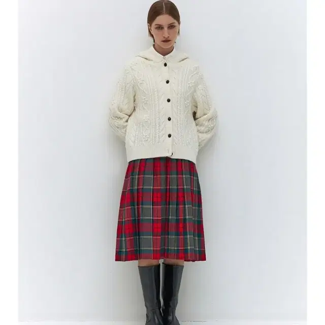 버뮬라 BELTED CHECK PLEATS SKIRT (RED