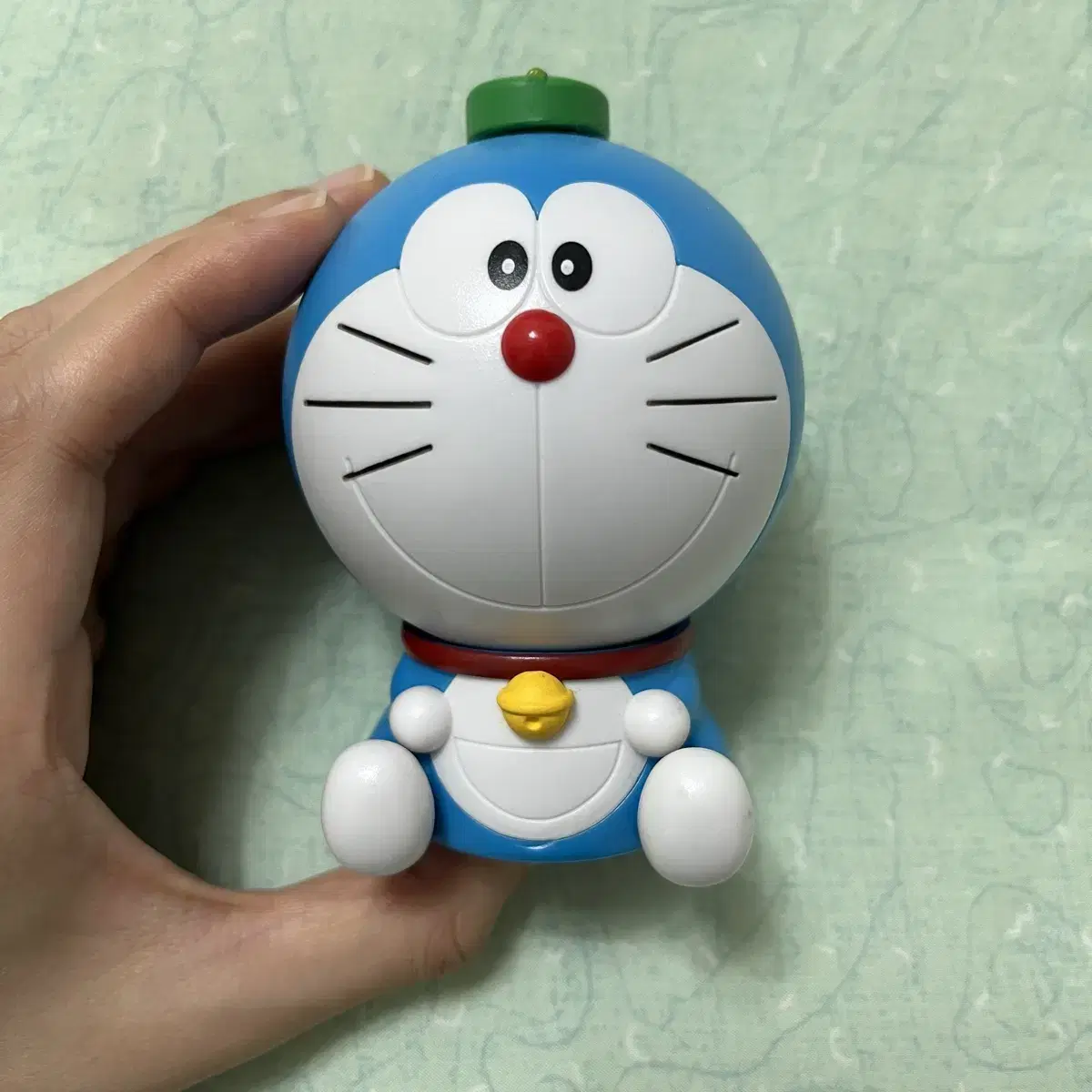 Doraemon Kapukyara Leaves Figure