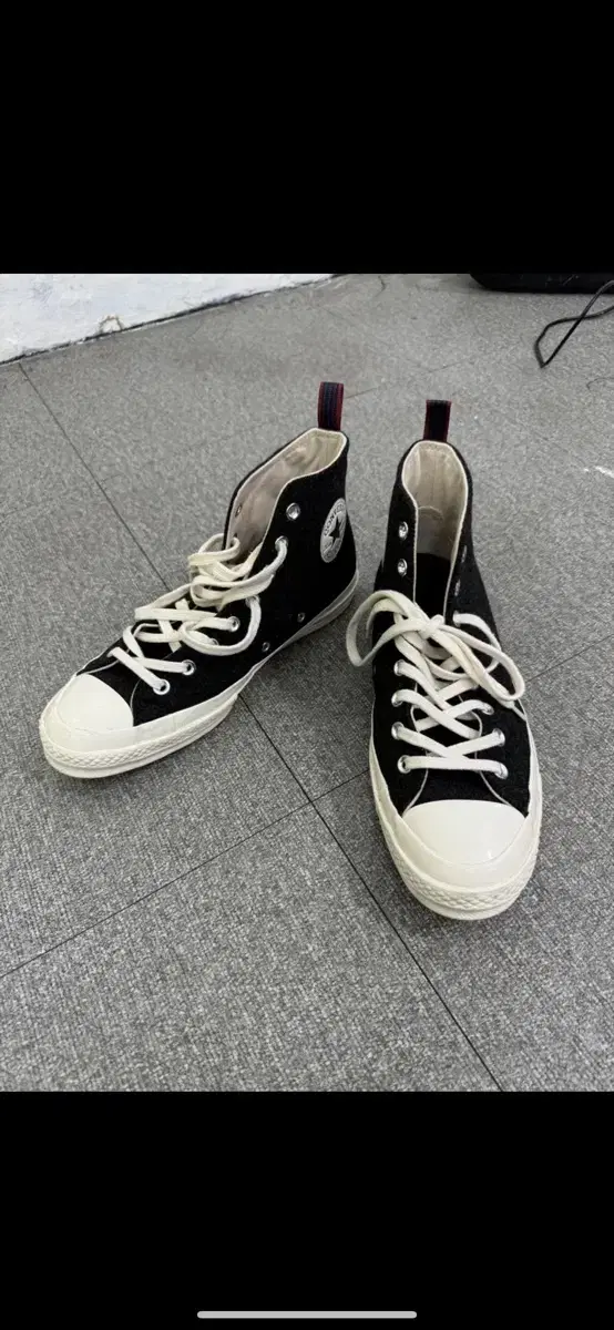 (265)Converse Chuck Taylor 70s High Sneakers