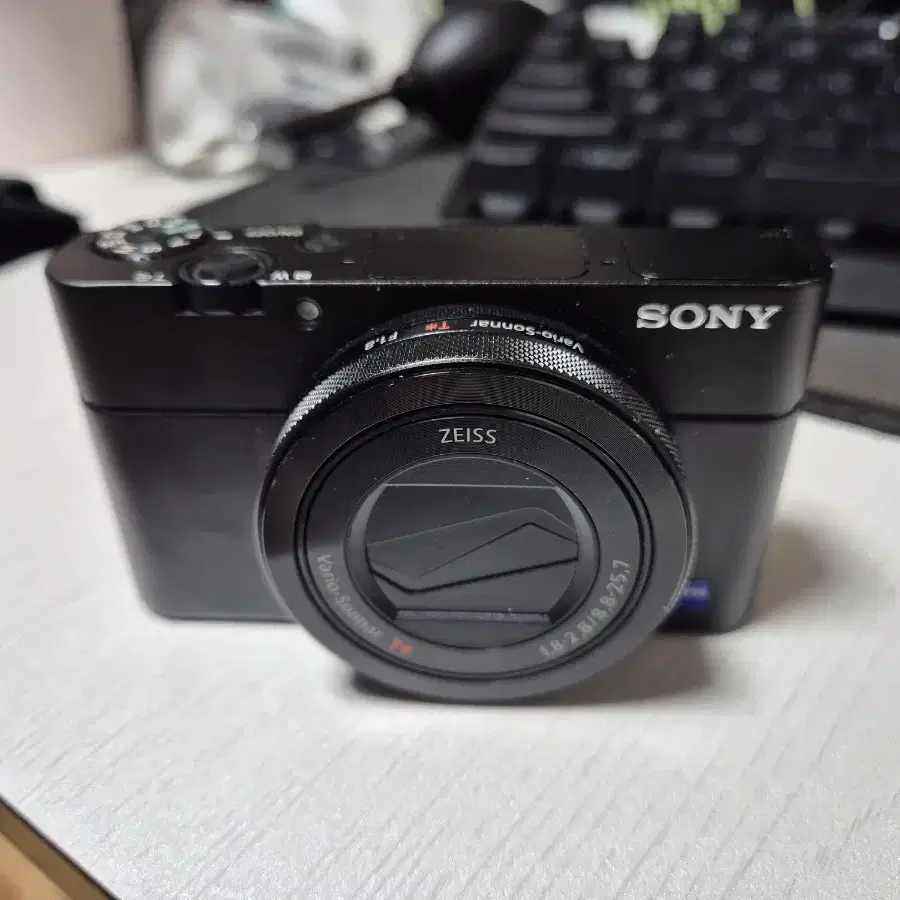 sony rx100m5a