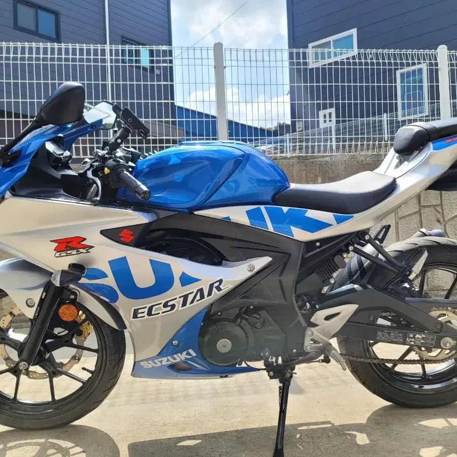 21년식 스즈키 GSX-R125 블루 판매