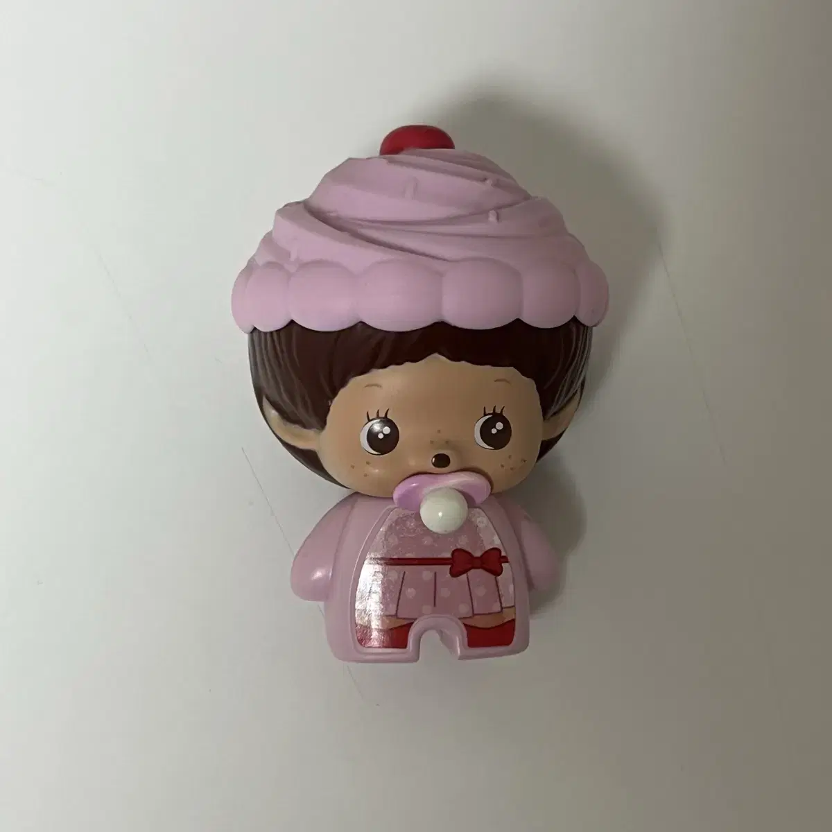 2016 Classic Happy Meal Monchichi Cupcake Bevichichi