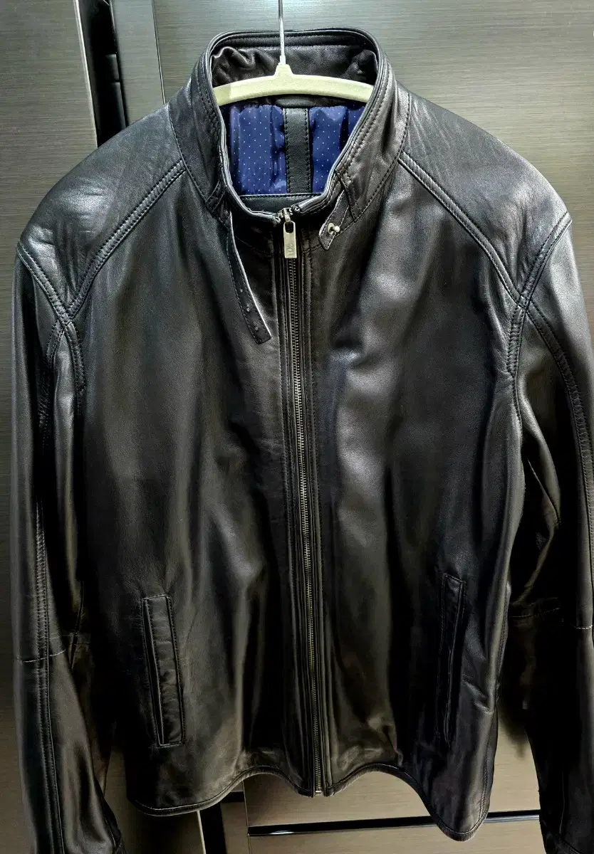 마시모두띠 Massimo Dutti 가죽자켓