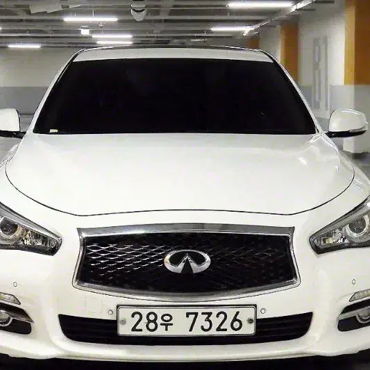 Q50 2.2D 프리미엄 중고매물~