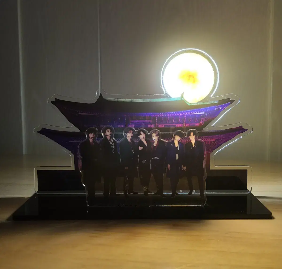 BTS Gyeongbokgung Palace 2-tier acrylic stand (illuminated)