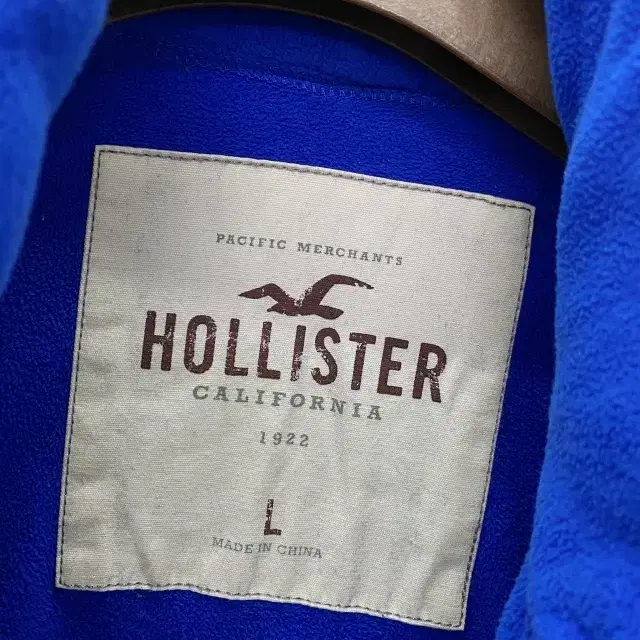 70 HOLLISTER 홀리스터 집업 점퍼 (L)