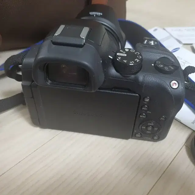 A급 삼성 미러리스 카메라 NX30 과 18-55 렌즈 세트