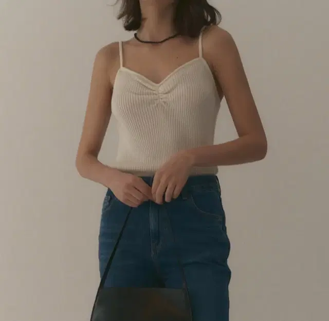 포유온 Fyeo 포유어아이즈온리 Moire Knit Sleeveless