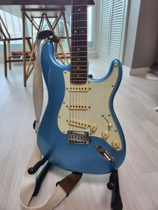 펜더 일렉기타 블루 오팔 fender