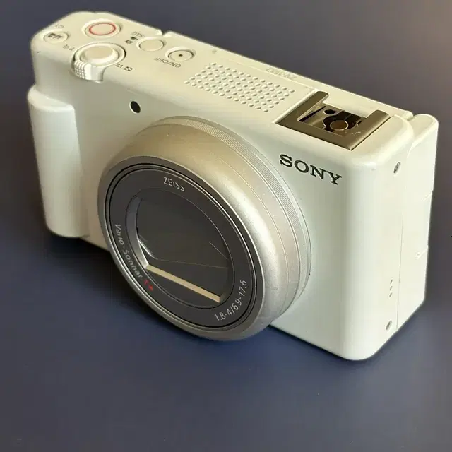 Sony zv-1m2