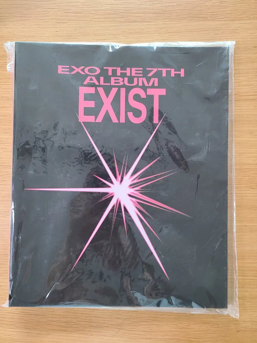 (Simple, unsealed, unused) exo binder & suho photocard WTS