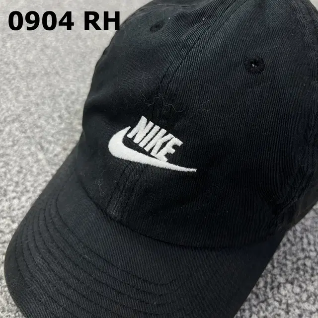 [ONE] 나이키 스우시 볼캡 모자 블랙 904RH