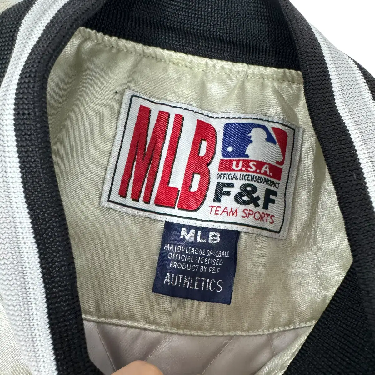 MLB 화이트 삭스 바시티 자켓